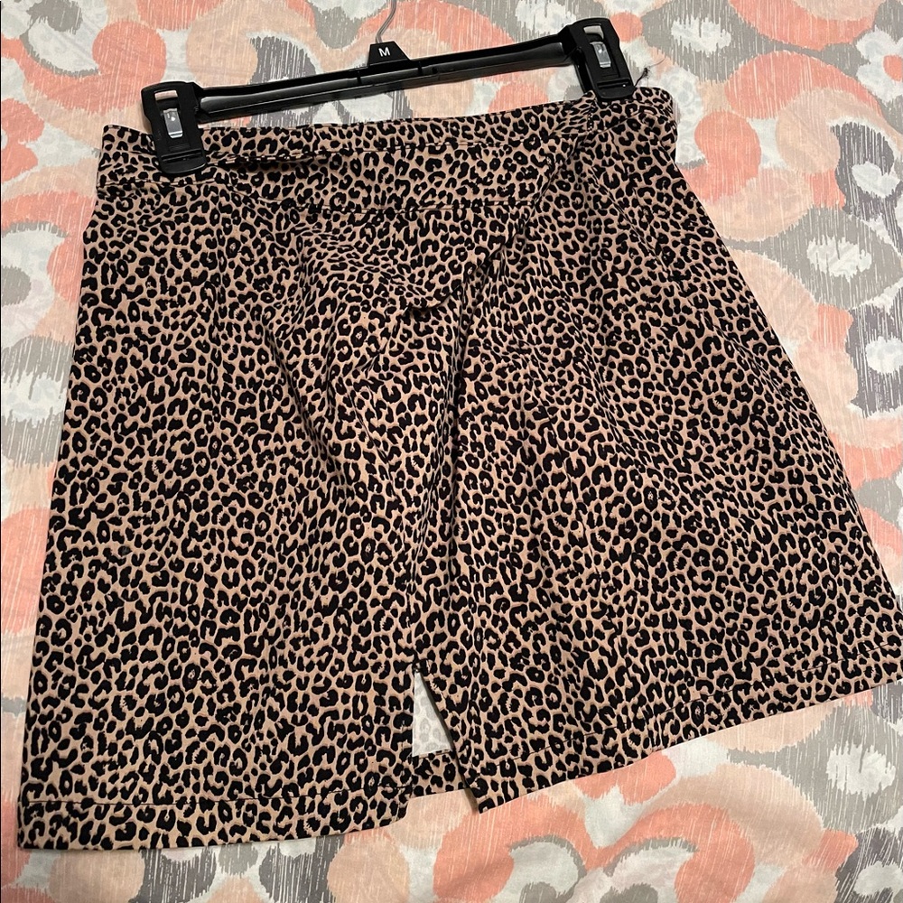 Garage Women’s leopard skirt size L brand new without tag - Picture 2 of 3